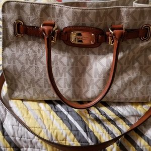 Michael Kors Hamilton